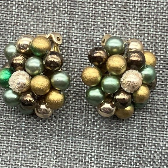Clip On Earrings Cluster Japan Gold Brown Blue Green Pearl Textured Granny - Picture 2 of 5